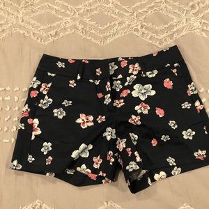 Patterned shorts